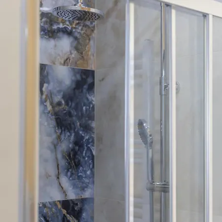 Affittacamere De Luxe Sdb Wc Privés 3*